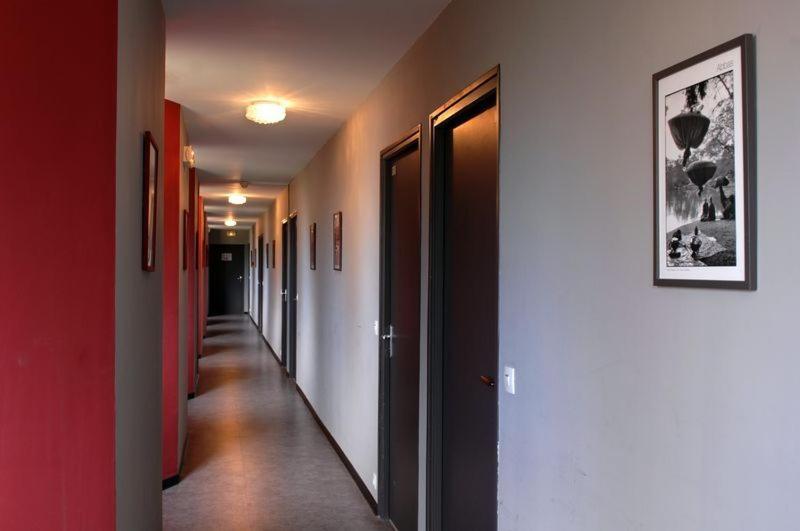 Hotel Le Lagon Rochefort-du-Gard Εξωτερικό φωτογραφία